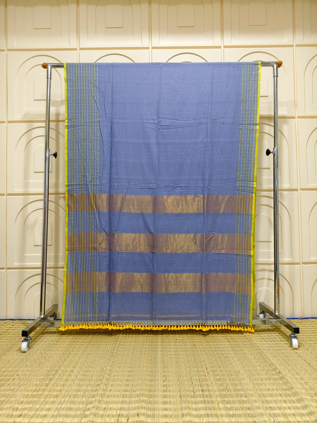 Premium Mul cotton sarees with checks border