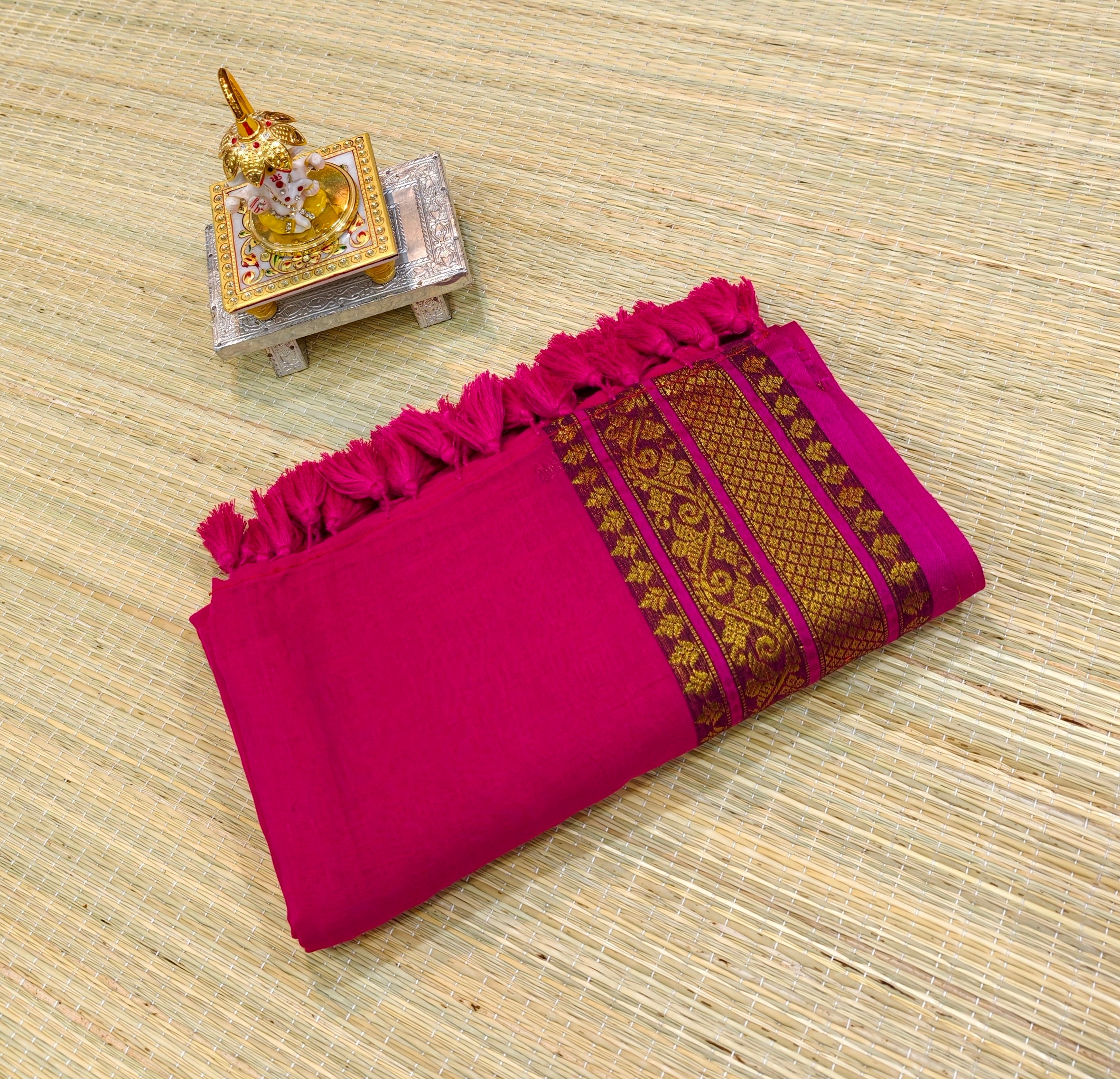 Premium Mul cotton saree with kanchi border PMK35