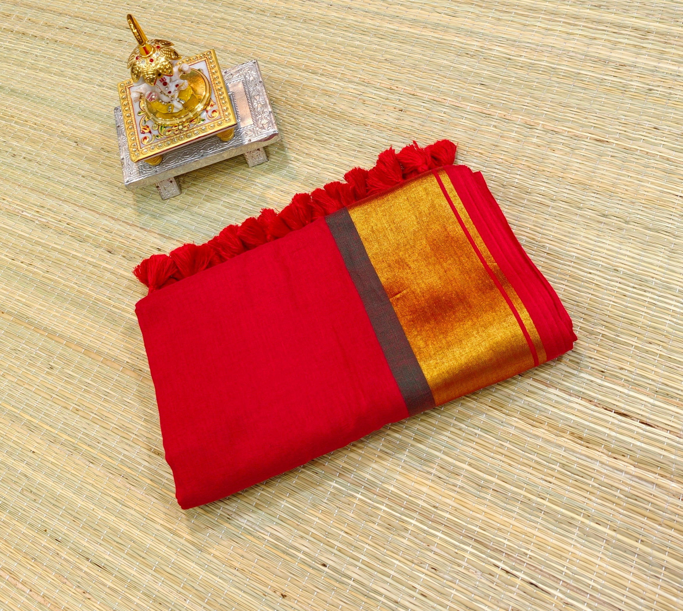 Premium mul cotton saree with green stripe zari border PMK