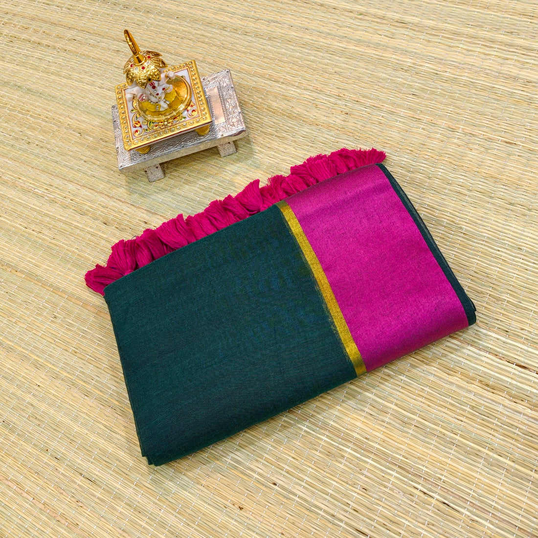 premium mul cotton saree with pink border PMK